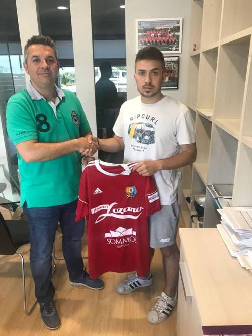 35205574_10214253317981909_5326196872279228416_n